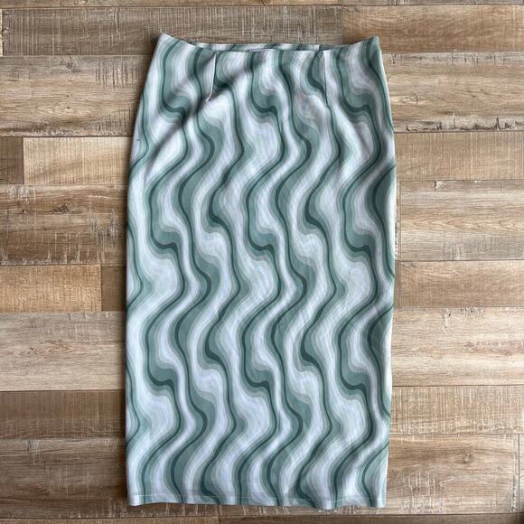 Miaou Moni Baby Tee + Skirt Set in Swerve XS - Picture 3 of 11